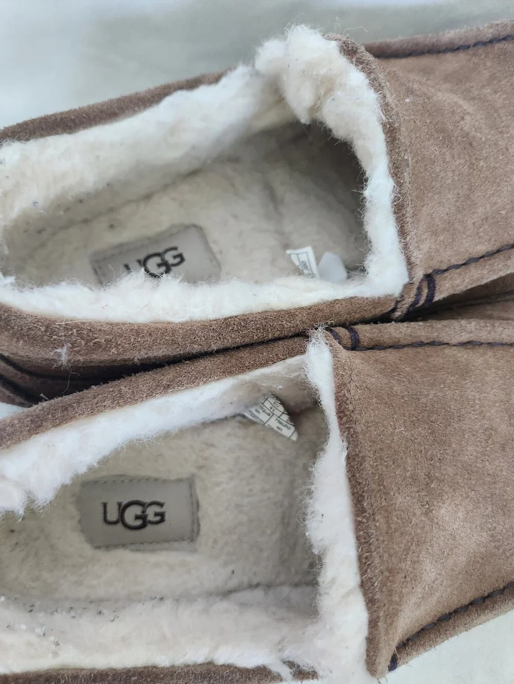 UGG Ascot Men’s Chestnut Suede Shearling-Lined Slip-On Slippers Loafers